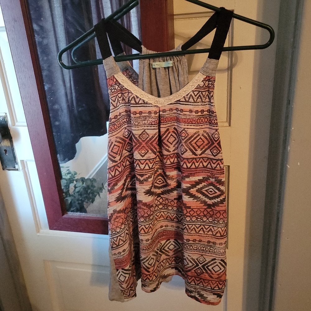 Woman's tank tops